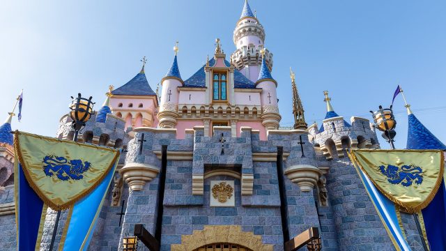 Embark on a New Adventure: Your Guide to Downloading the Latest Disney Theme Park Game
